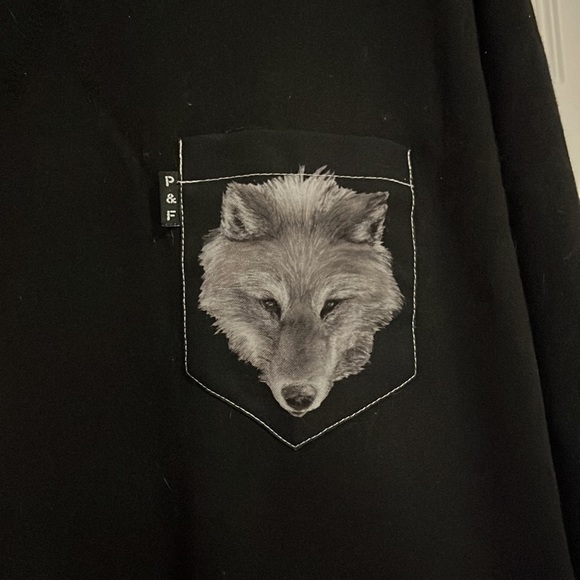 BLACK CREWNECK WITH WOLF POCKET - Picture 2 of 2